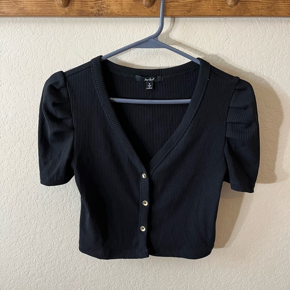 3 Pack Girl Black and Gray Crop Button Down Shirt - Picture 3 of 5